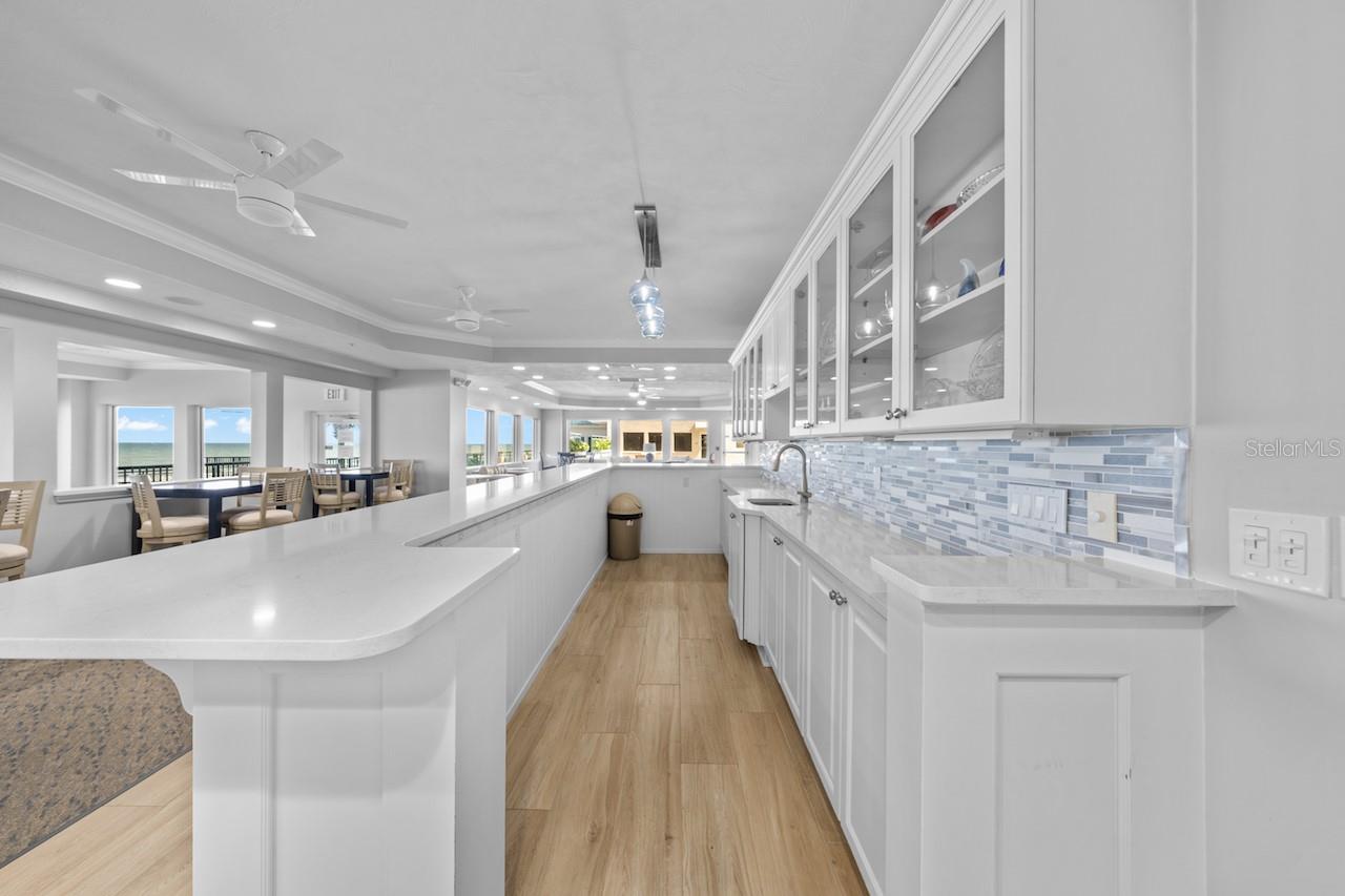 DIMUCCI TWIN TOWERS N & S - Residential