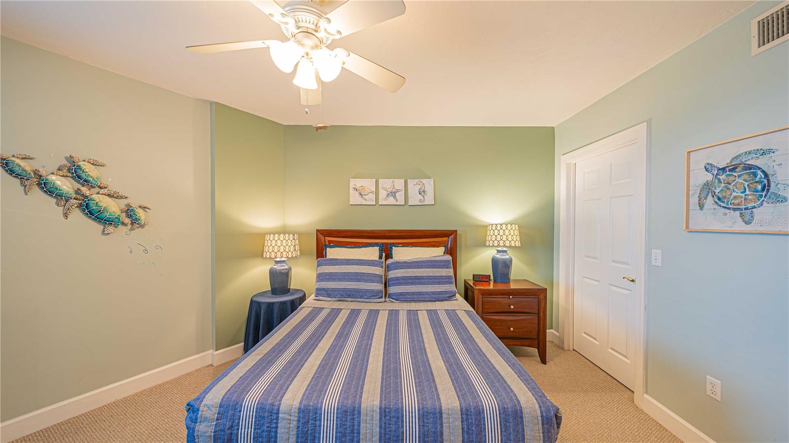 DIMUCCI TWIN TOWERS N & S - Residential