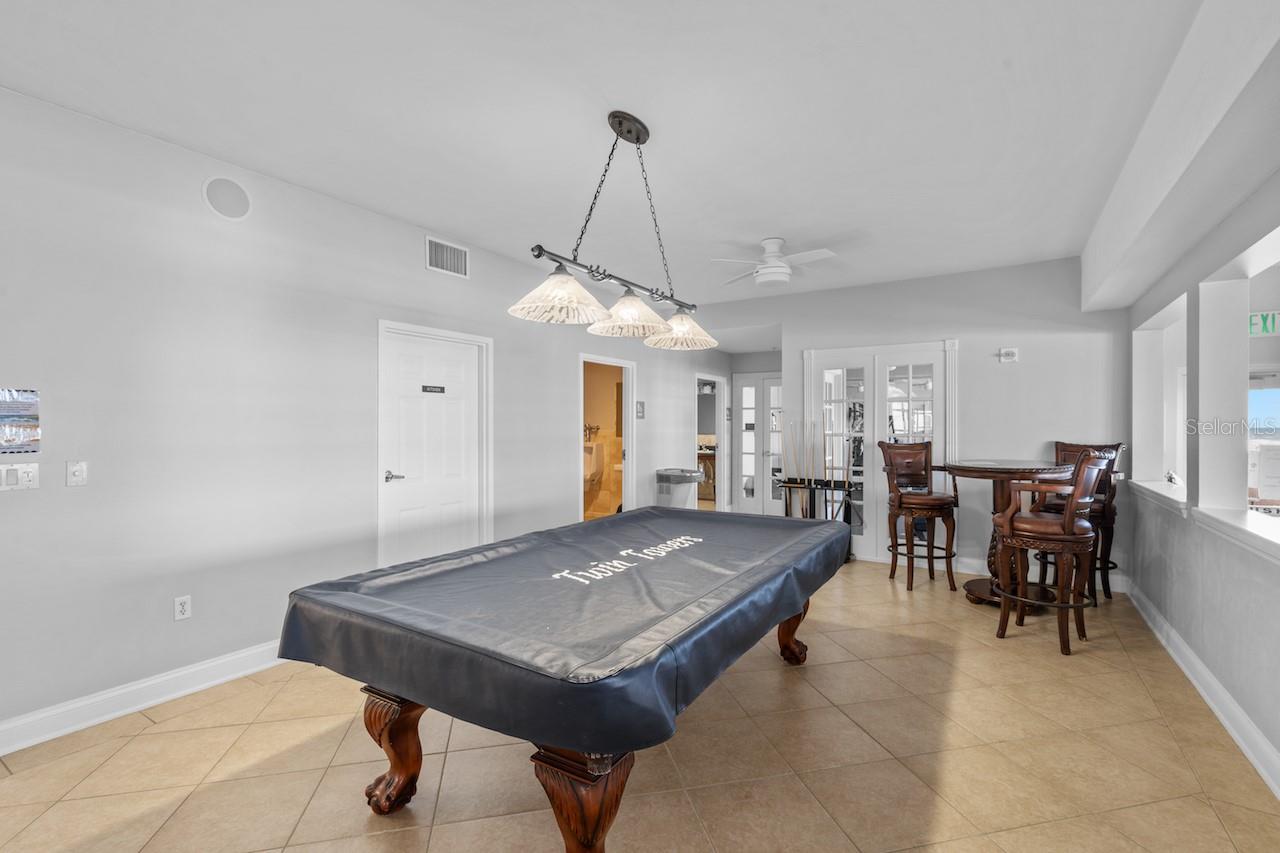 DIMUCCI TWIN TOWERS N & S - Residential