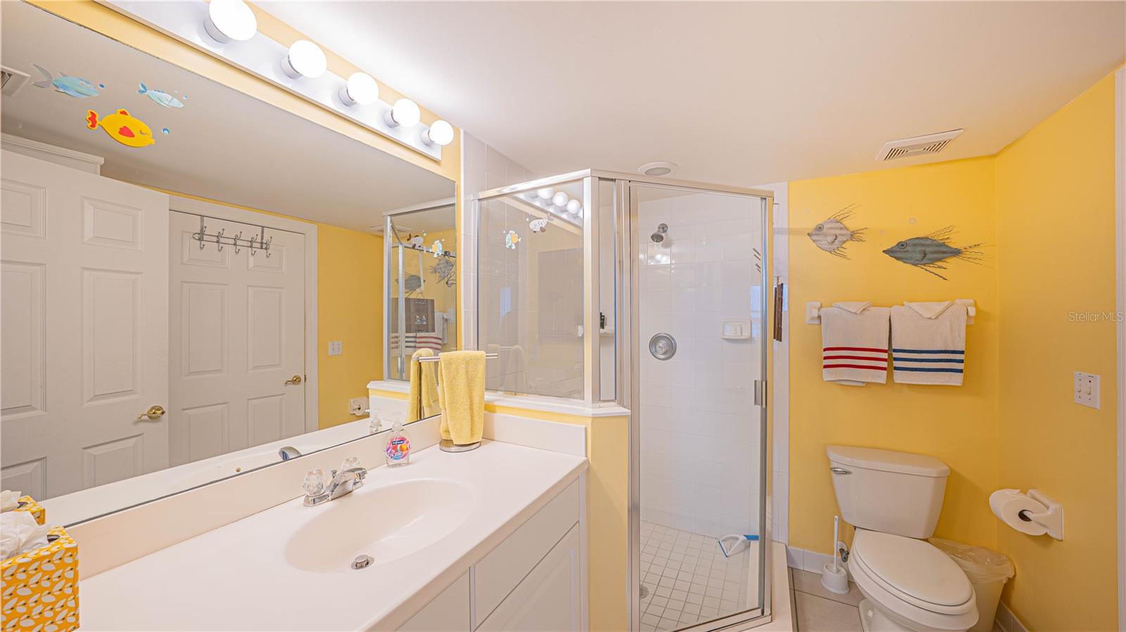 DIMUCCI TWIN TOWERS N & S - Residential