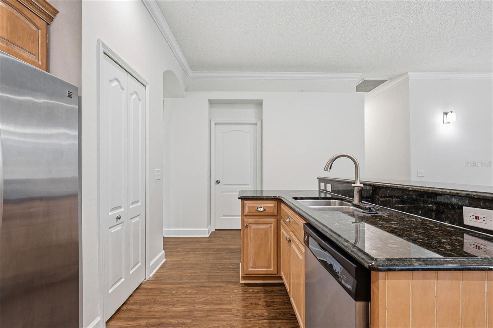 VILLAROSA PH F - Residential