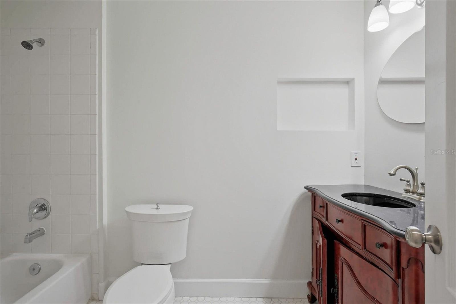 VILLAROSA PH F - Residential