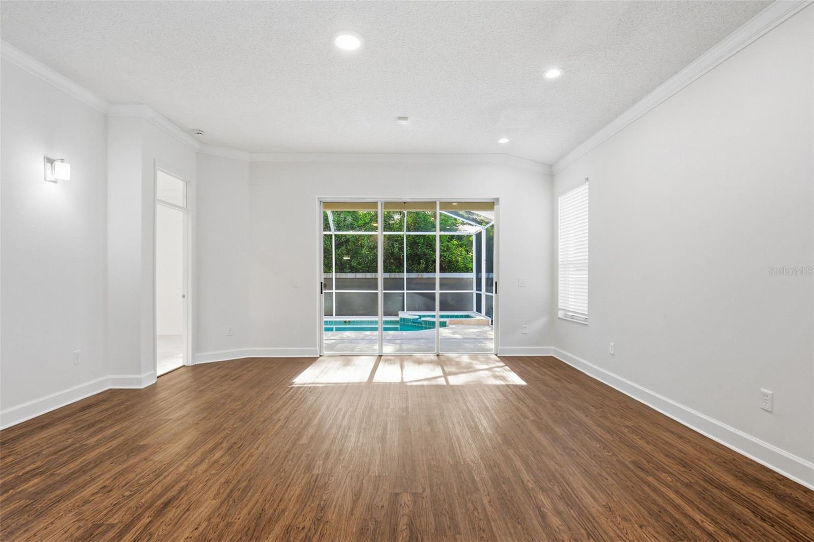 VILLAROSA PH F - Residential