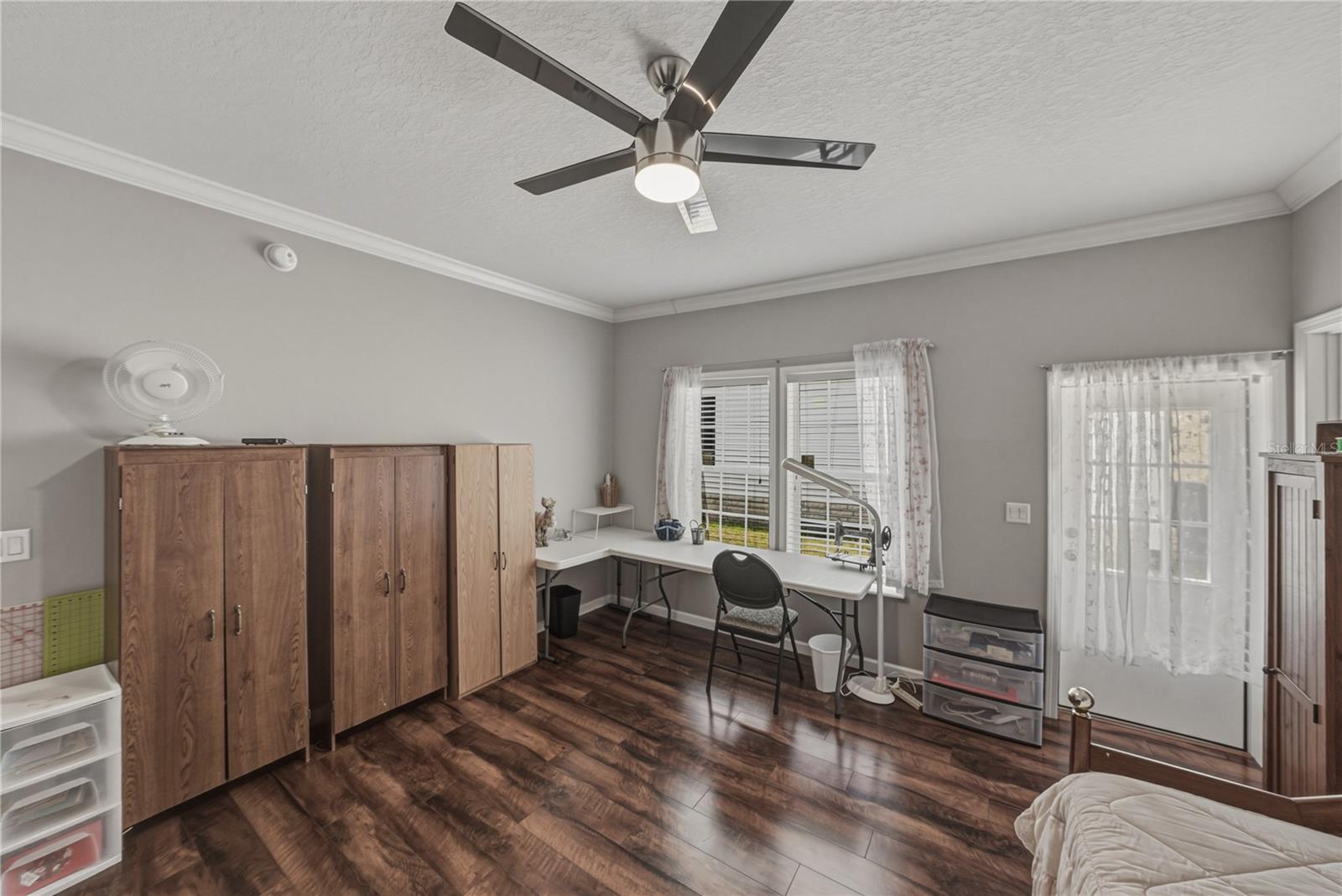 GRAND HORIZONS PH 04 - Residential