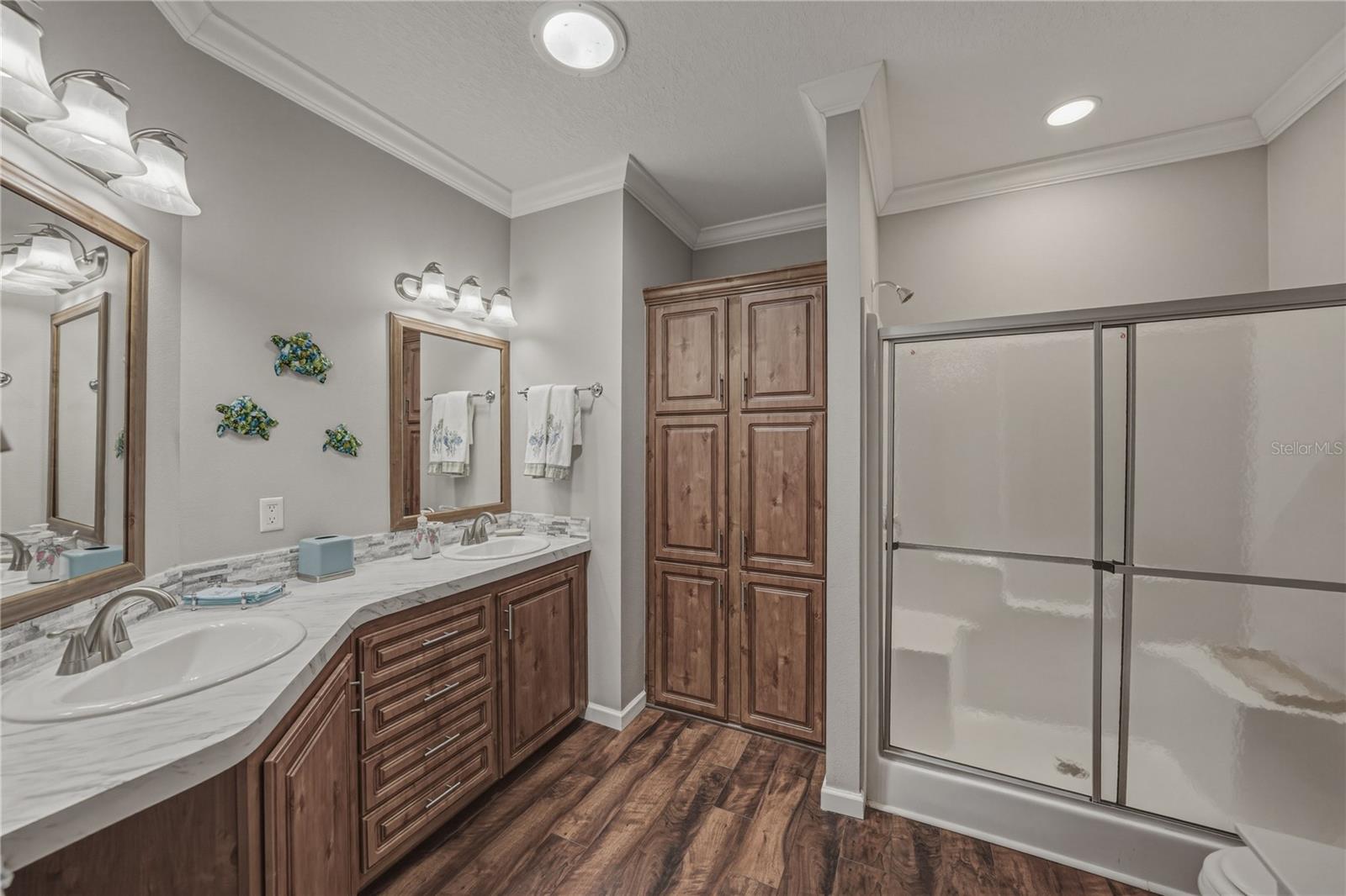 GRAND HORIZONS PH 04 - Residential
