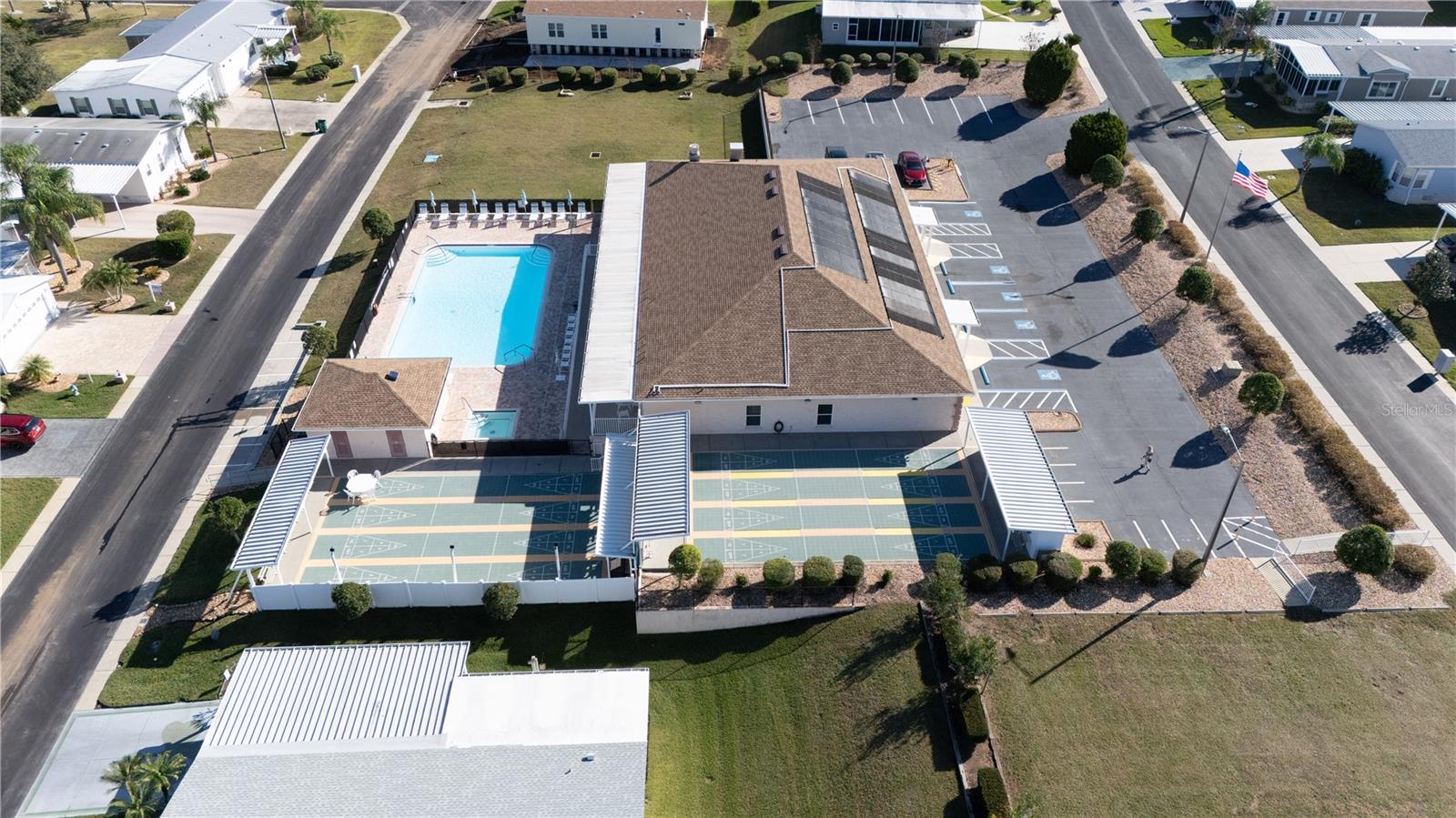 GRAND HORIZONS PH 04 - Residential