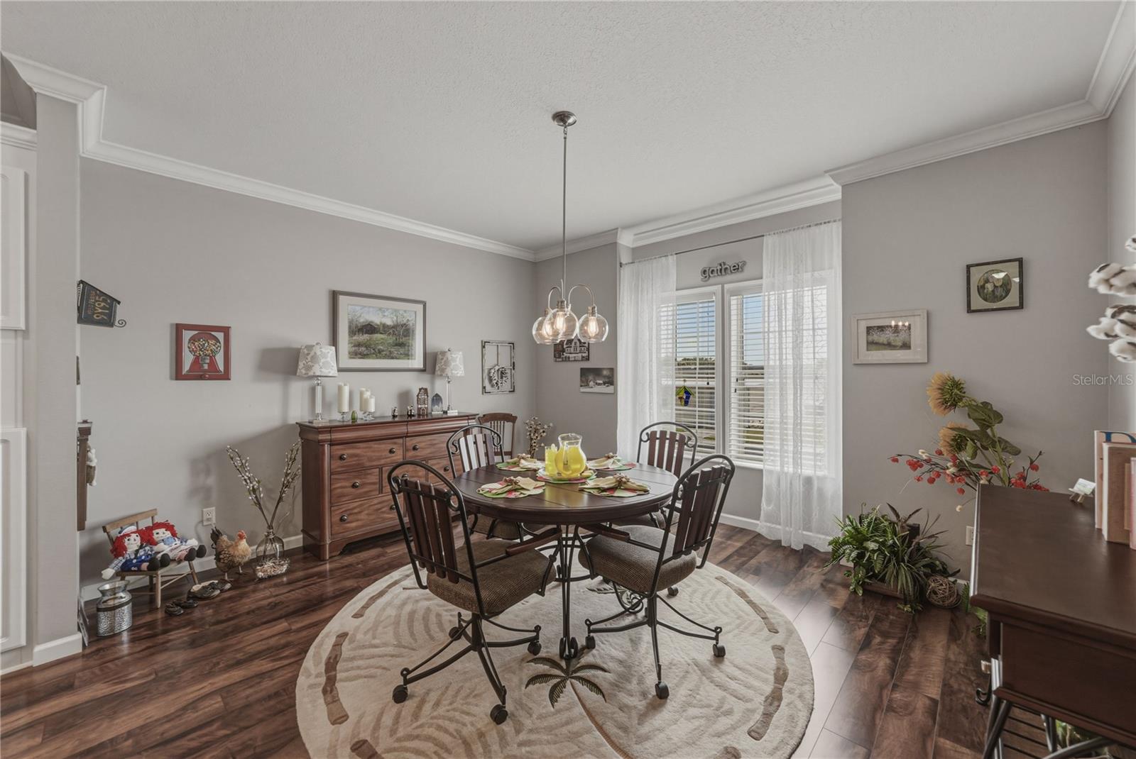 GRAND HORIZONS PH 04 - Residential