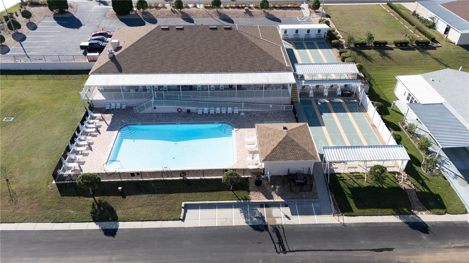 GRAND HORIZONS PH 04 - Residential