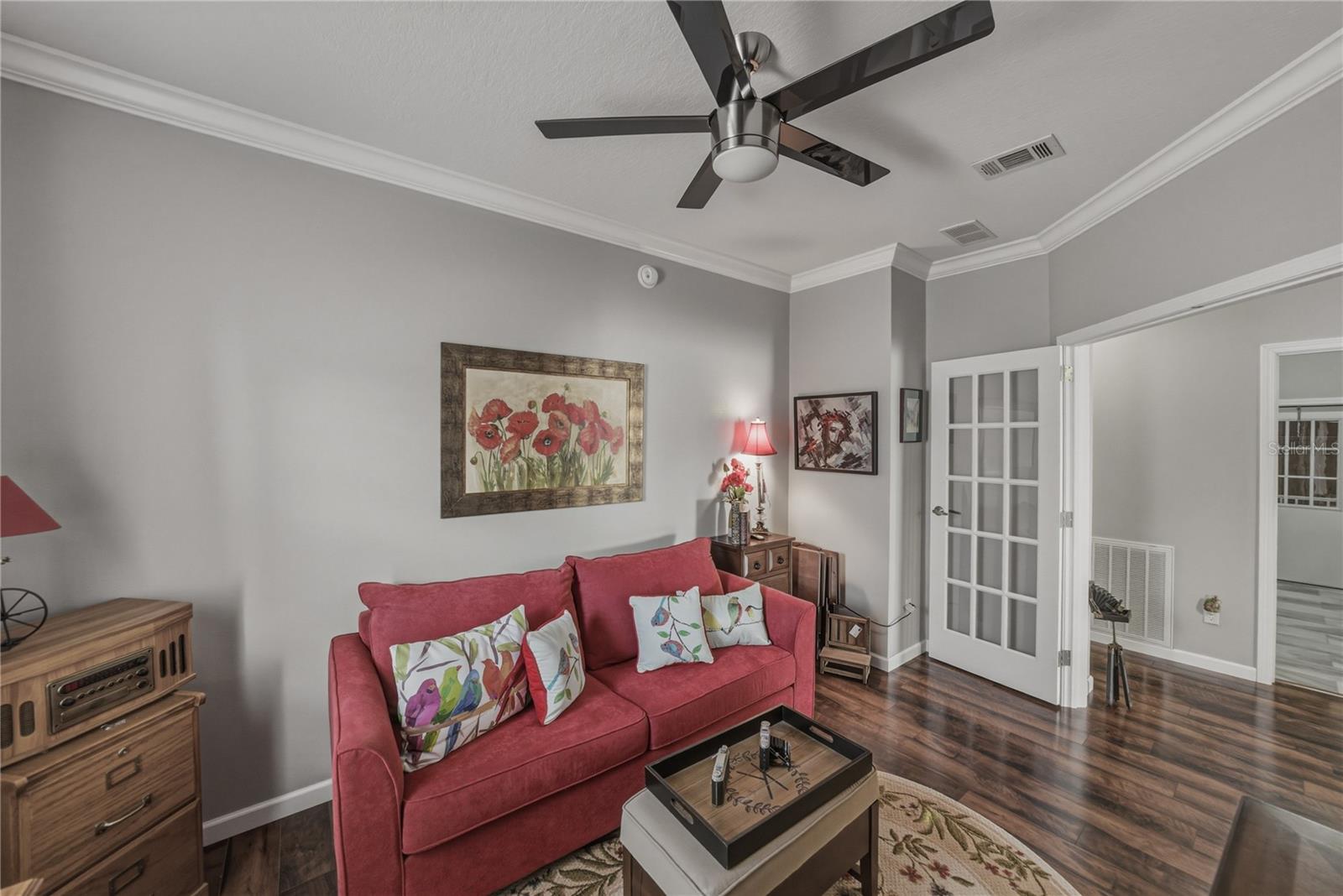 GRAND HORIZONS PH 04 - Residential
