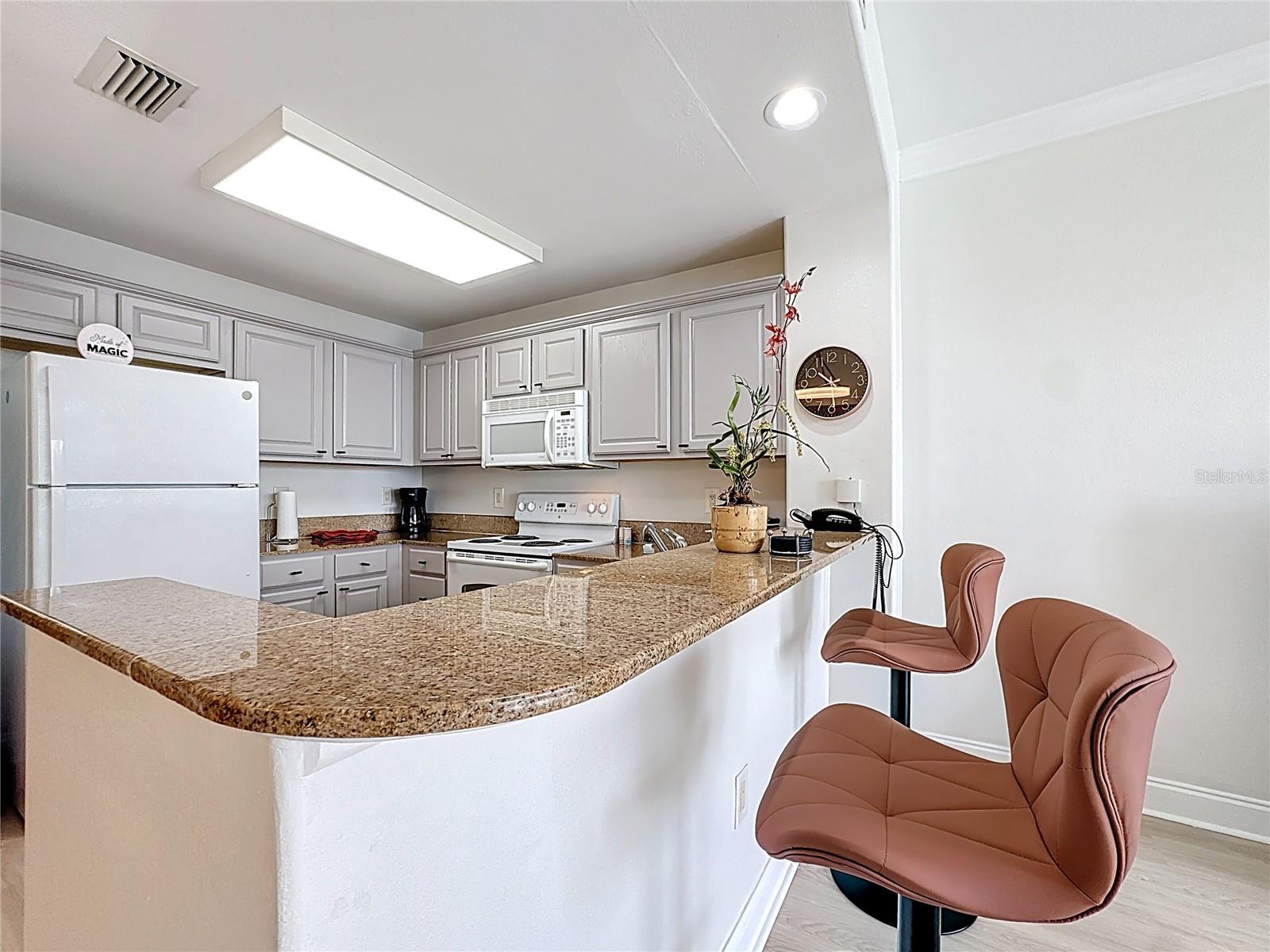 BLUE HERON BEACH RESIDENCE TOWER I - Residential