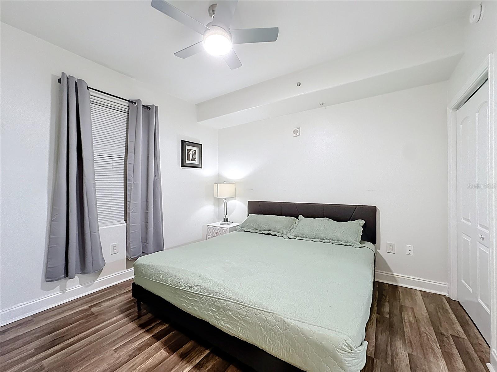 BLUE HERON BEACH RESIDENCE TOWER I - Residential