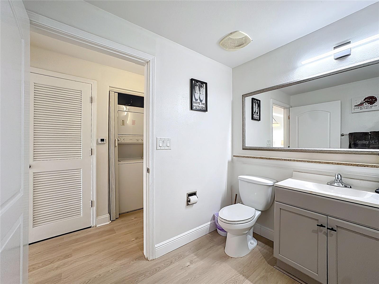 BLUE HERON BEACH RESIDENCE TOWER I - Residential