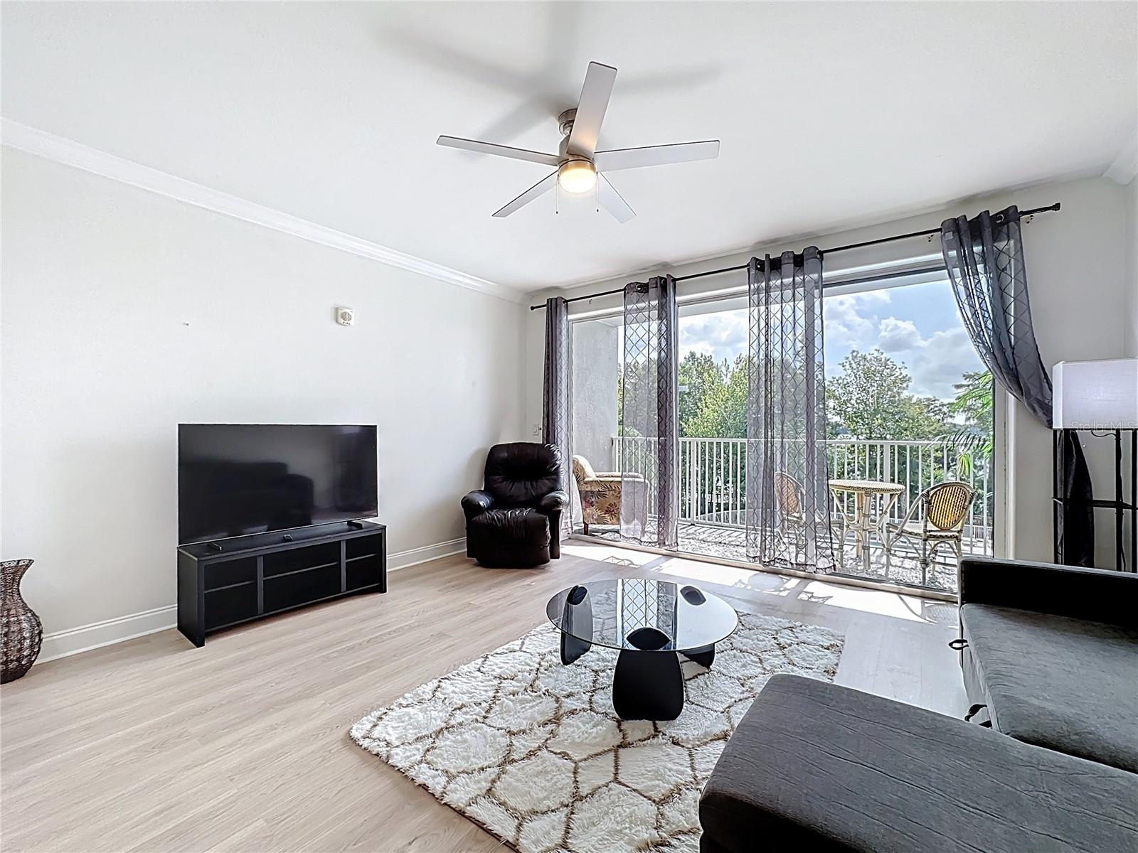 BLUE HERON BEACH RESIDENCE TOWER I - Residential