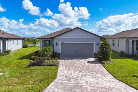 Photo of 10658 Spring Tide Way, Parrish, FL 34219 (MLS # A4667772)