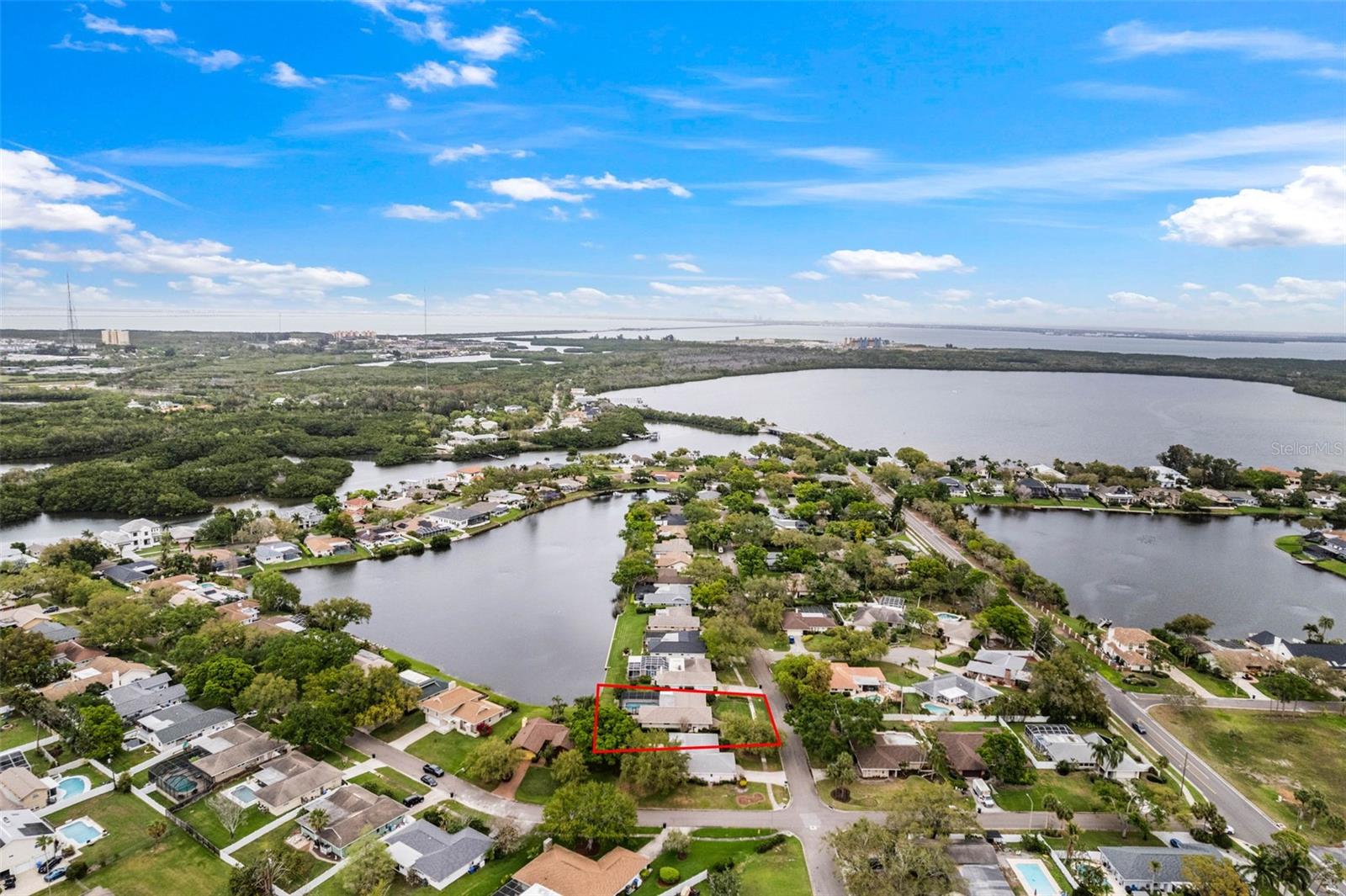 RIVIERA BAY - Residential