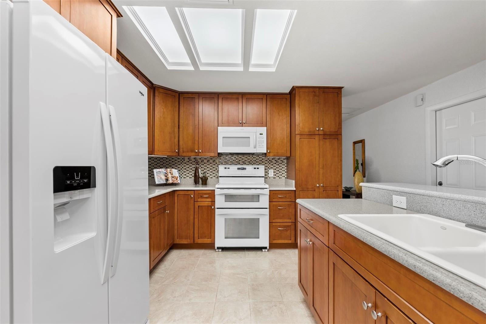 RIVIERA BAY - Residential