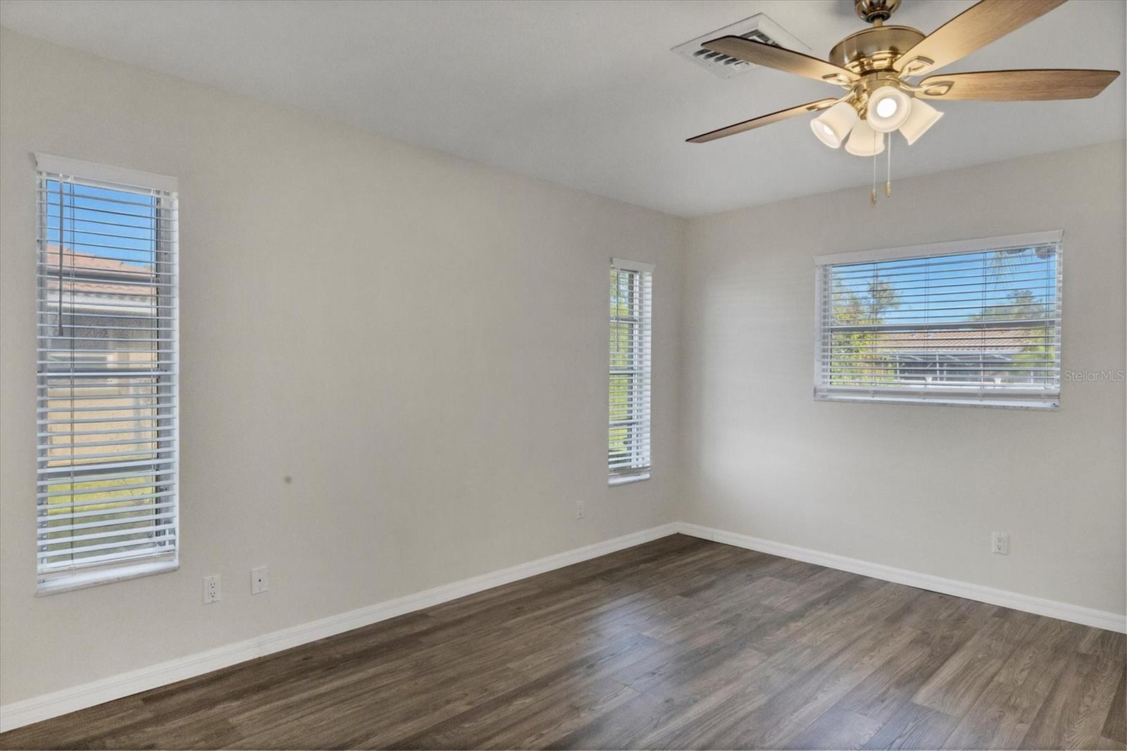 SORRENTO EAST - Residential Lease