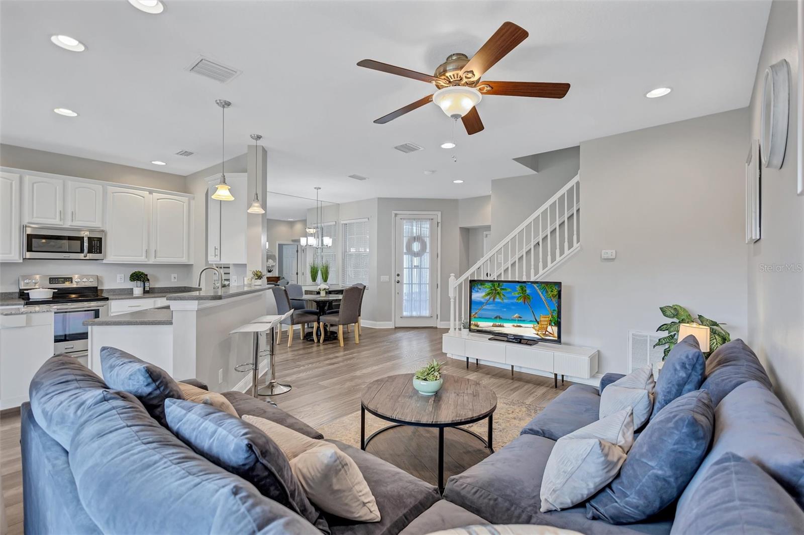 WATERCHASE PROVENCE - Residential