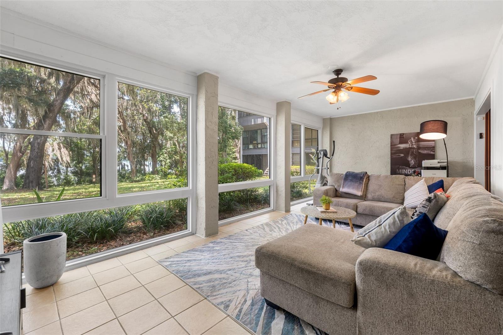 2660 SW 14TH DRIVE
