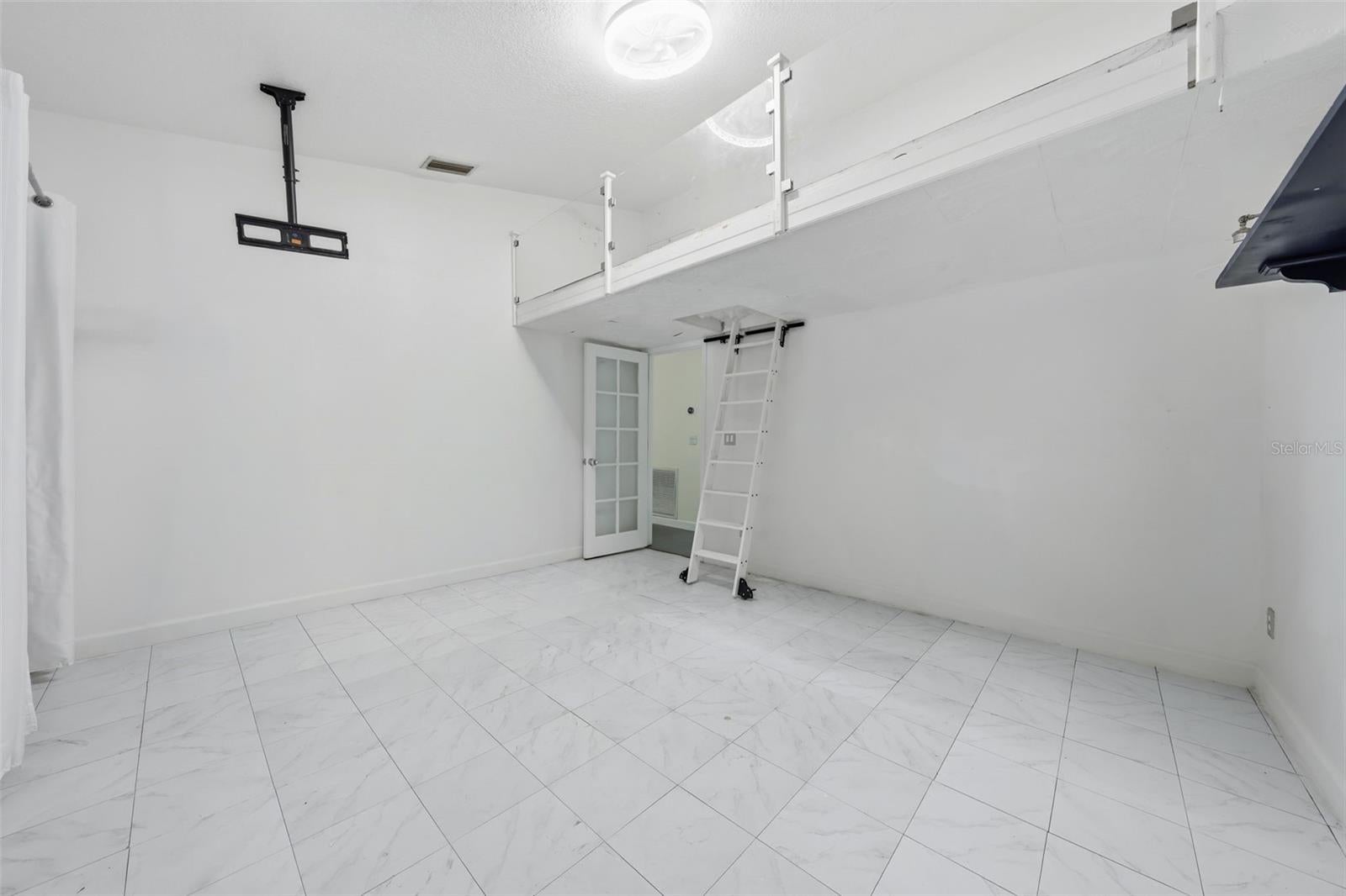 16017 HARBAR OAKS DRIVE