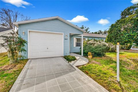 242 JUAREZ WAY LADY LAKE FL 32159