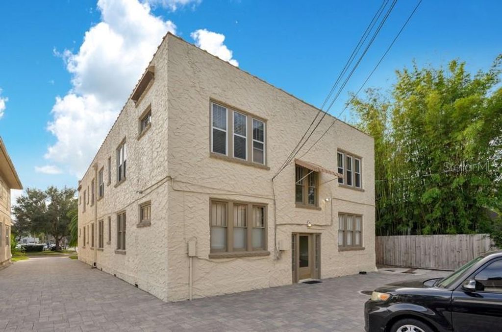 Photo of 613 E Ridgewood Street #8, Orlando, FL 32803 (MLS # O6388455)