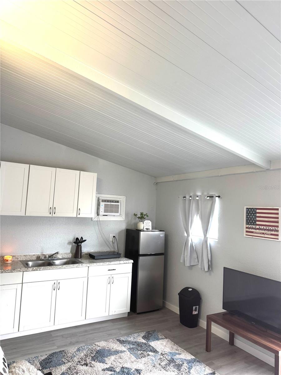 CITY OF ZEPHYRHILLS - Residential Lease