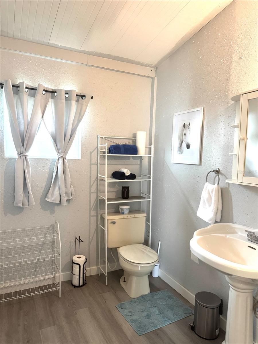 CITY OF ZEPHYRHILLS - Residential Lease