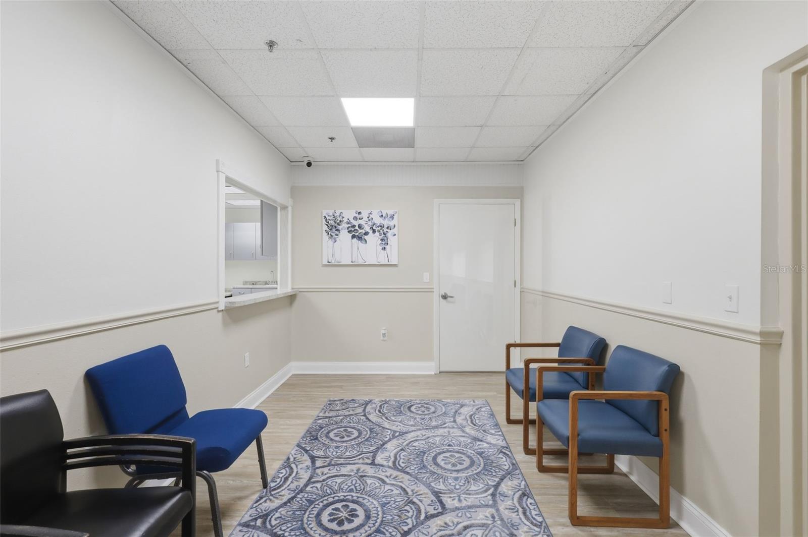 PINES REP - Commercial Lease