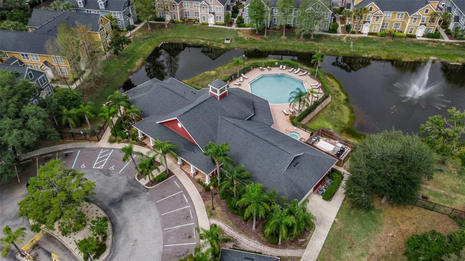 ADMIRALS WALK - Residential