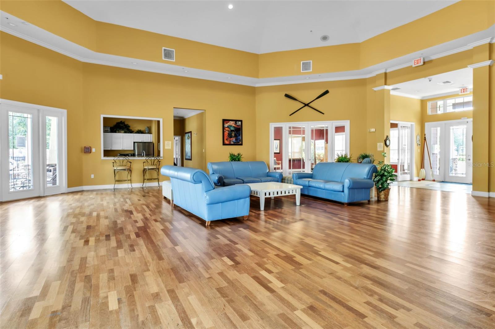 ADMIRALS WALK - Residential