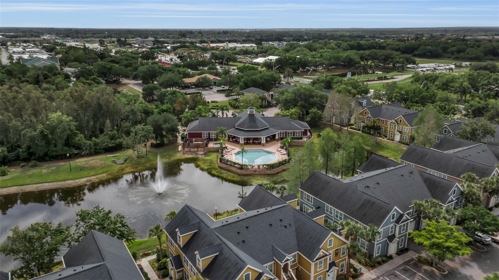 ADMIRALS WALK - Residential