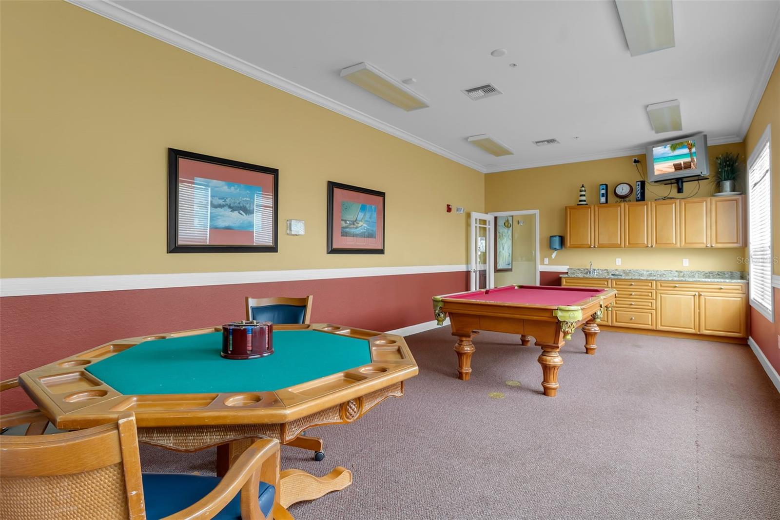 ADMIRALS WALK - Residential