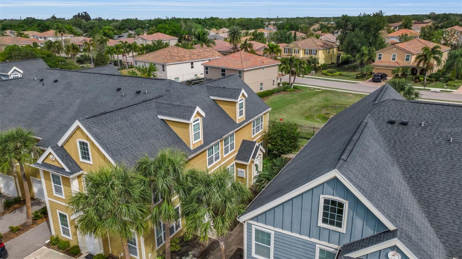 ADMIRALS WALK - Residential