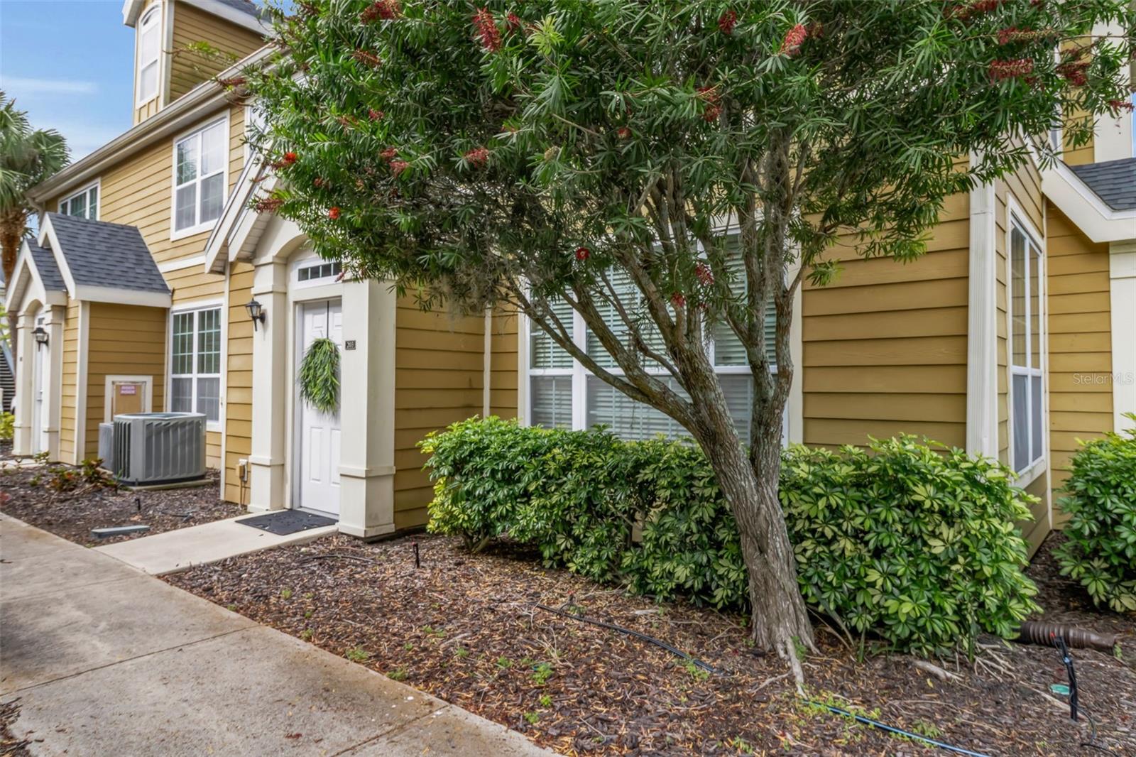 ADMIRALS WALK - Residential