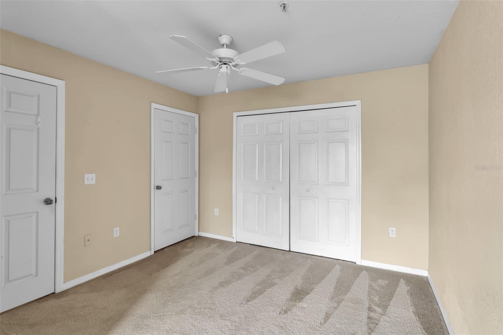 ADMIRALS WALK - Residential