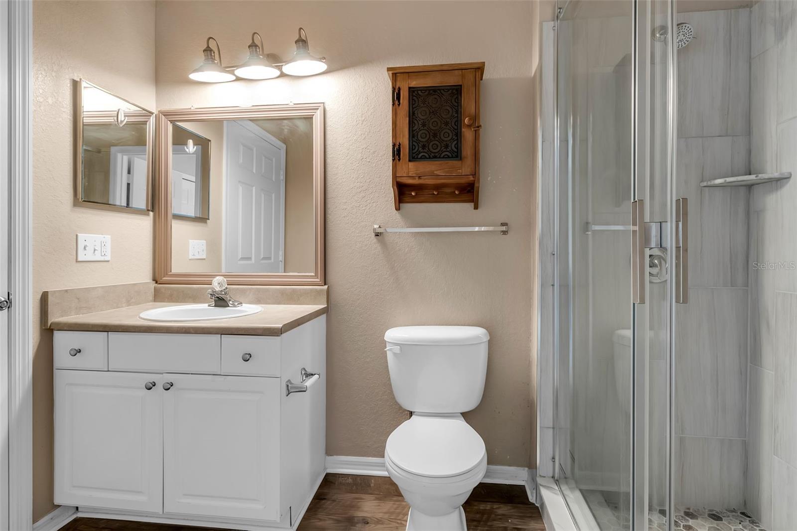 ADMIRALS WALK - Residential