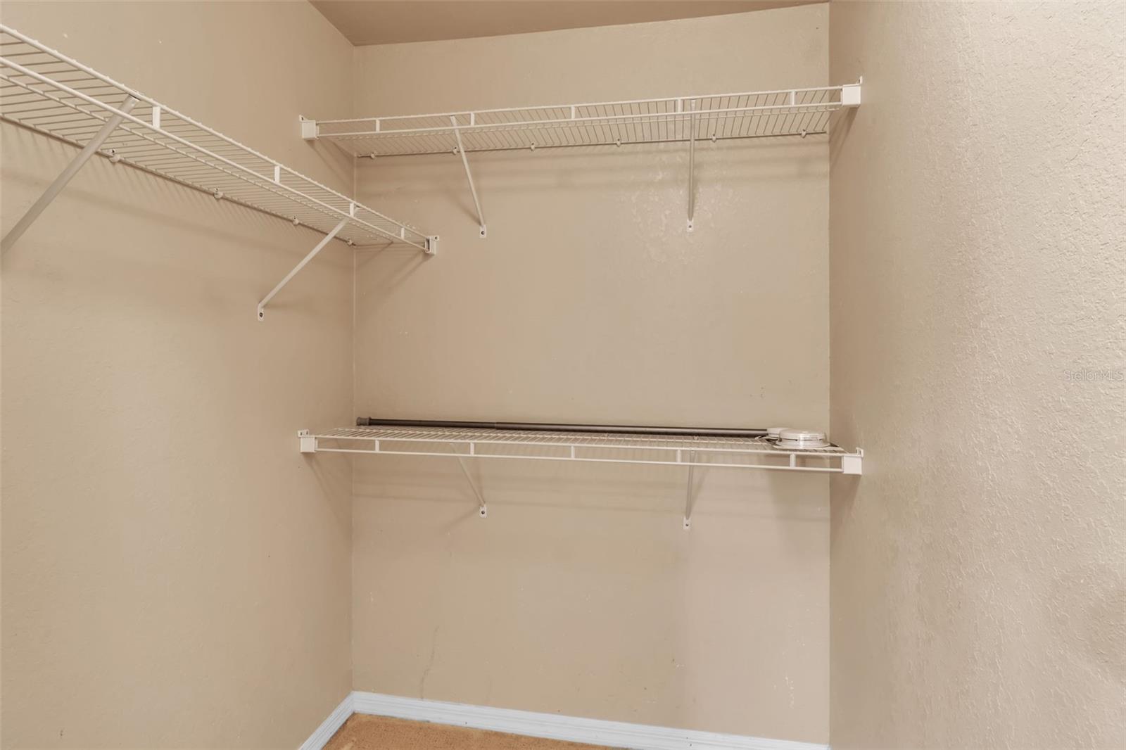 ADMIRALS WALK - Residential