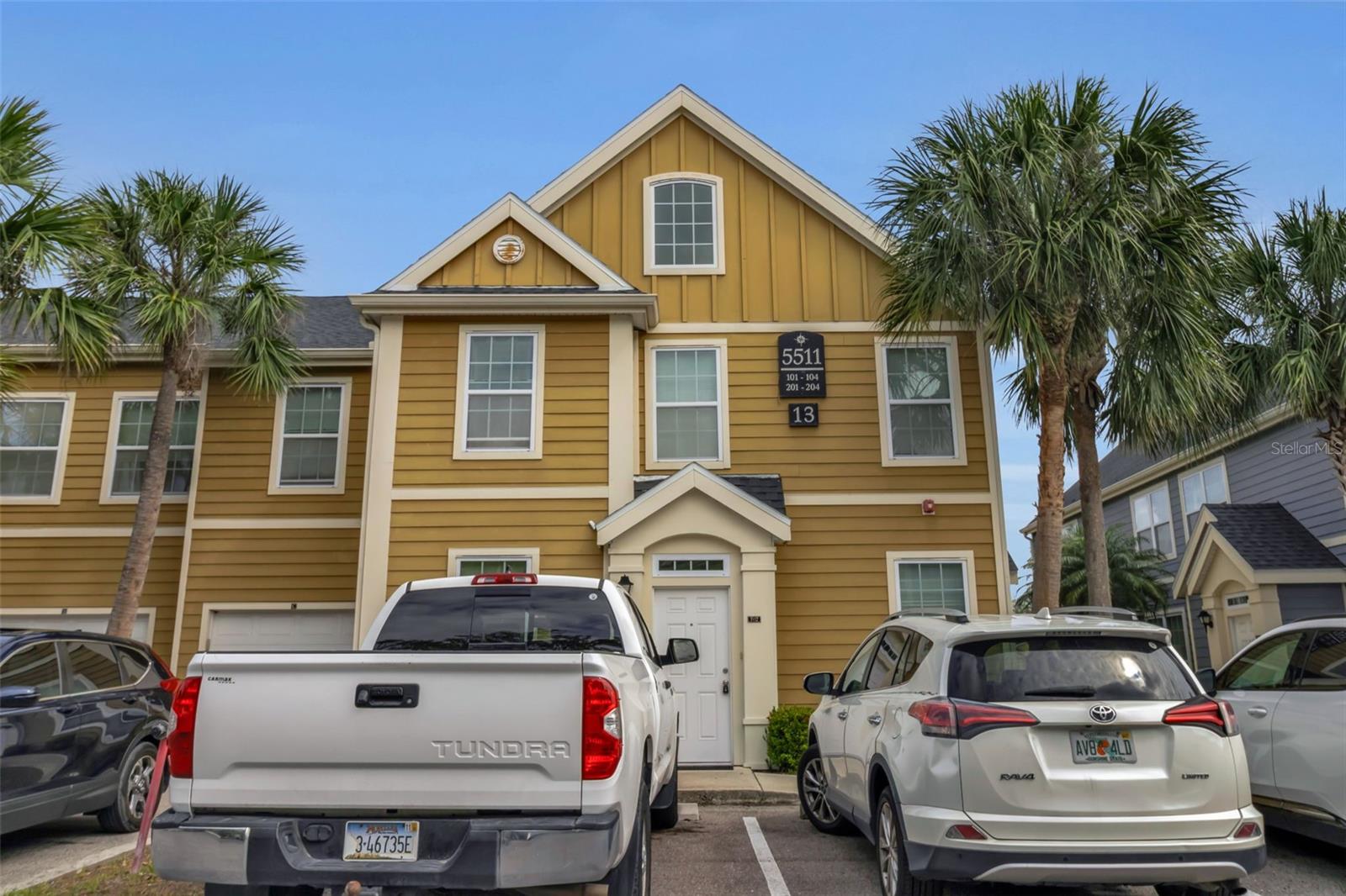 ADMIRALS WALK - Residential