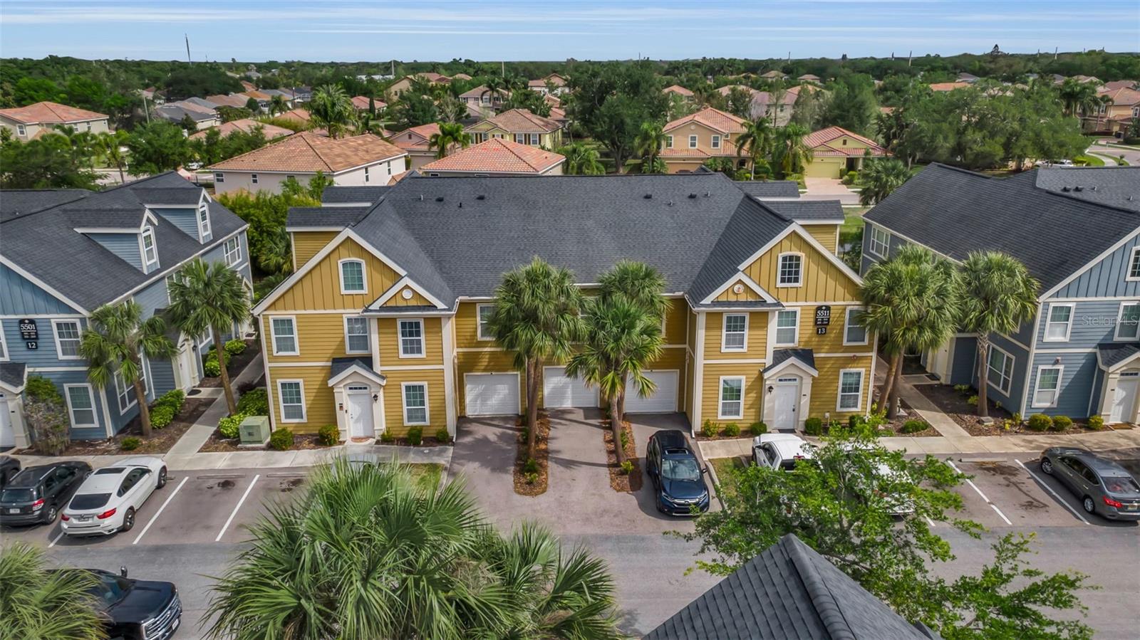 ADMIRALS WALK - Residential