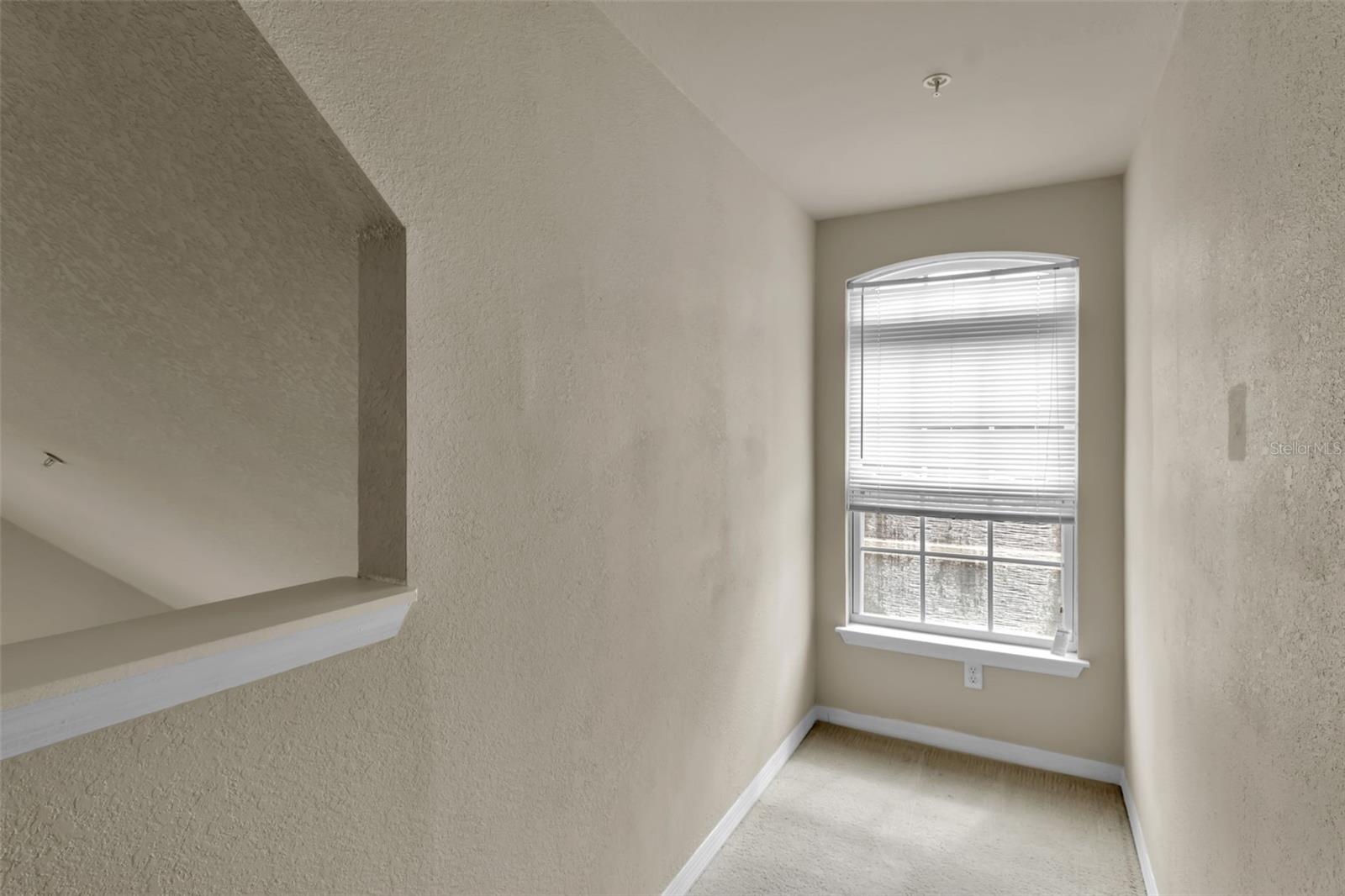 ADMIRALS WALK - Residential