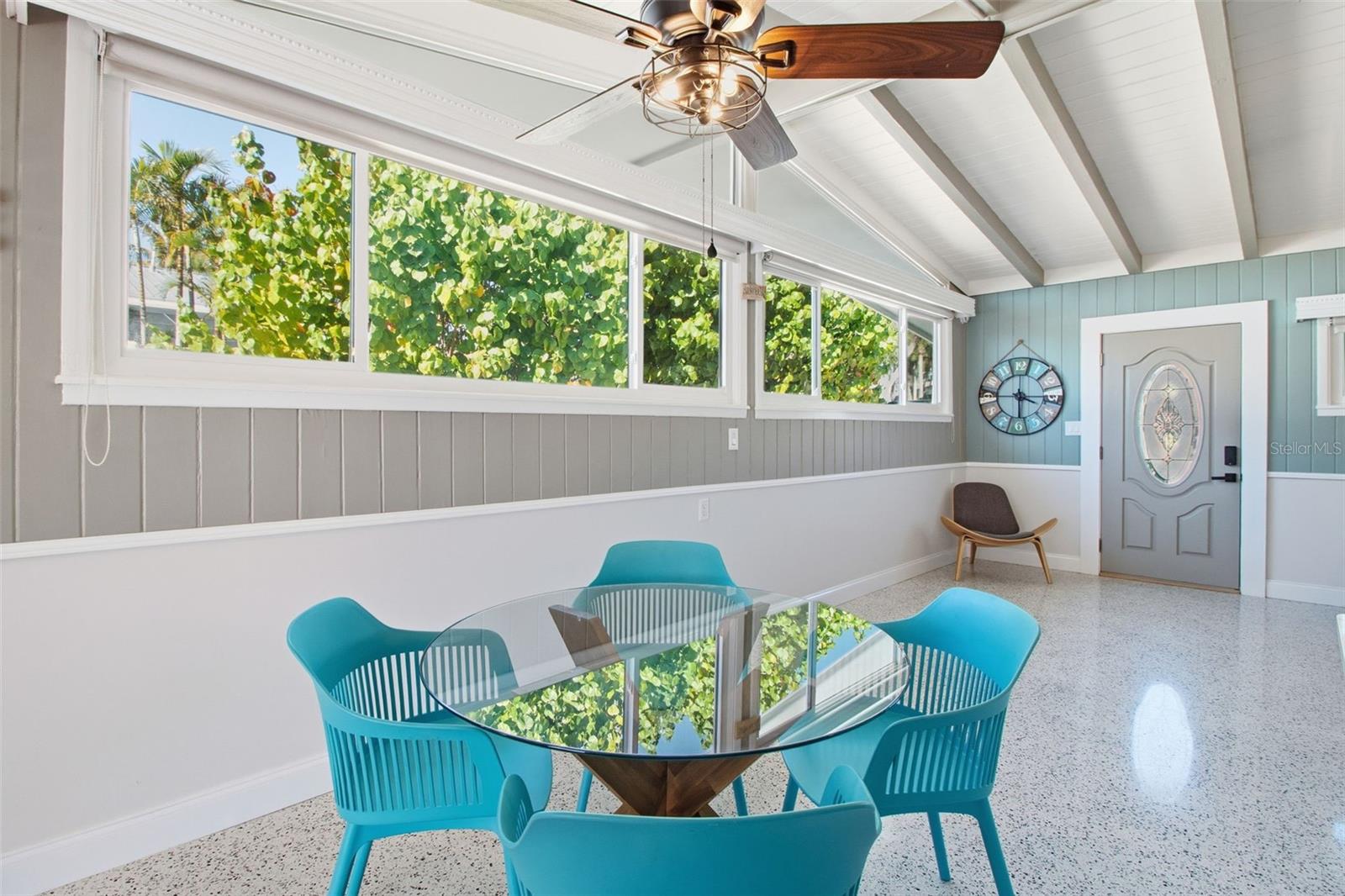 OCEAN BEACH - Residential