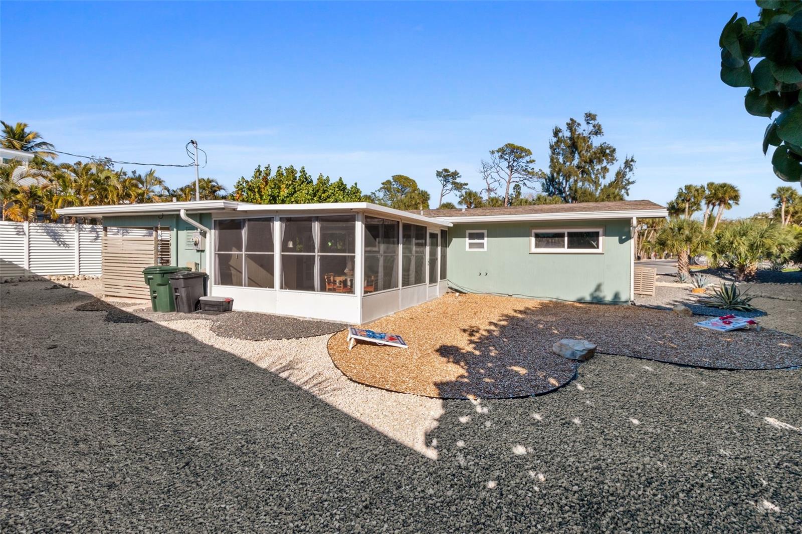 OCEAN BEACH - Residential