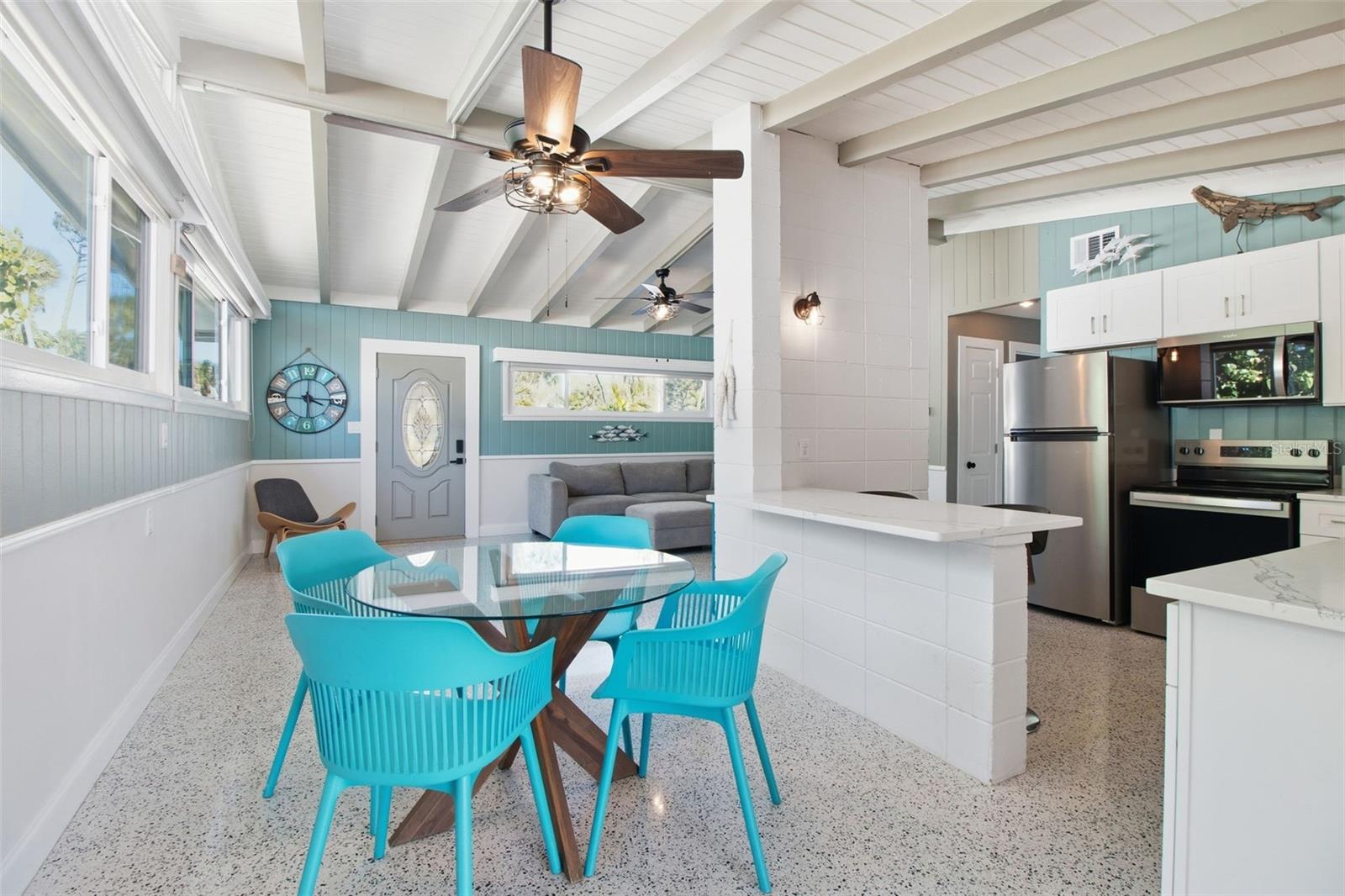 OCEAN BEACH - Residential