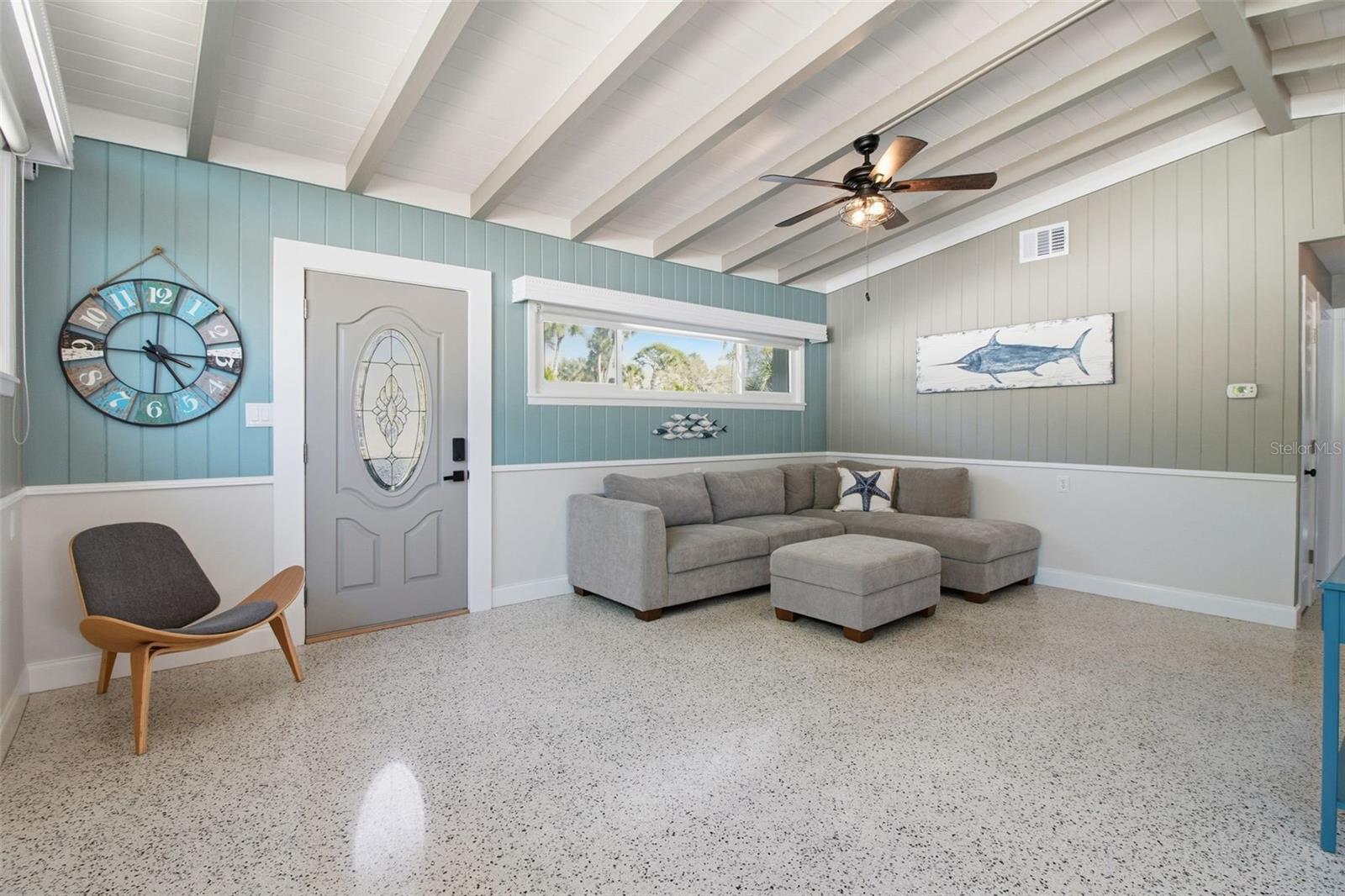 OCEAN BEACH - Residential