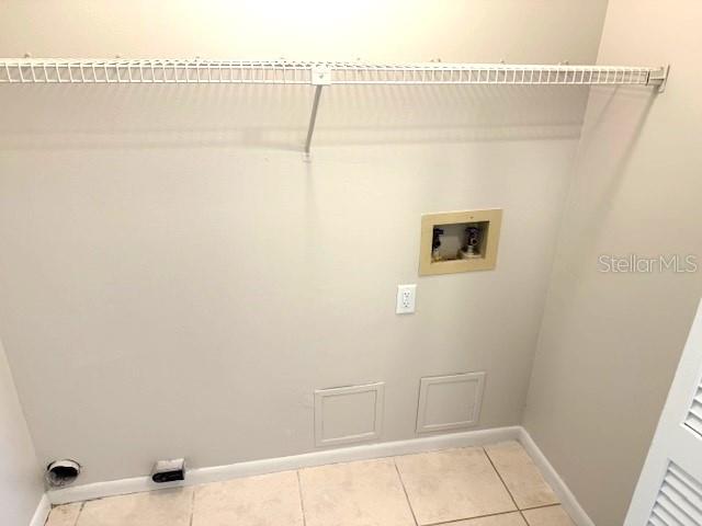 COUNTRY PLACE UNIT 03 B - Residential Lease