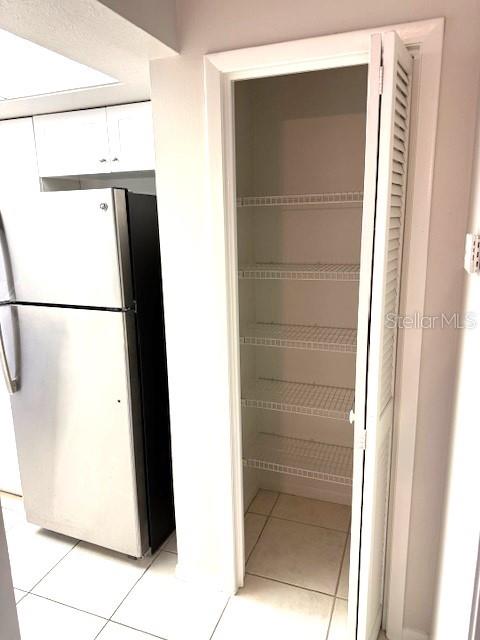 COUNTRY PLACE UNIT 03 B - Residential Lease