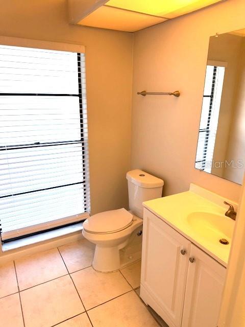 COUNTRY PLACE UNIT 03 B - Residential Lease