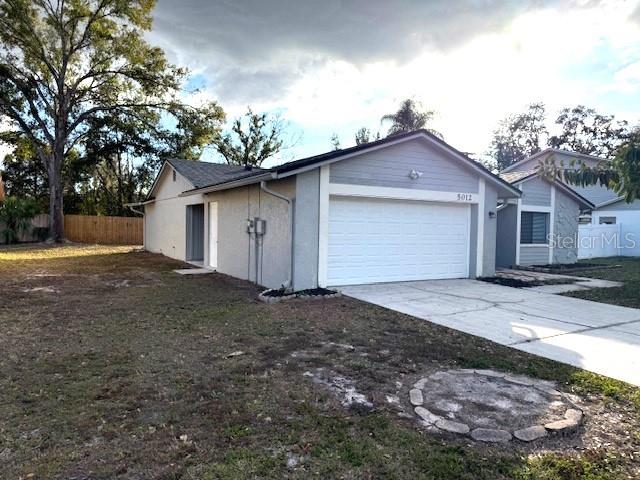 COUNTRY PLACE UNIT 03 B - Residential Lease