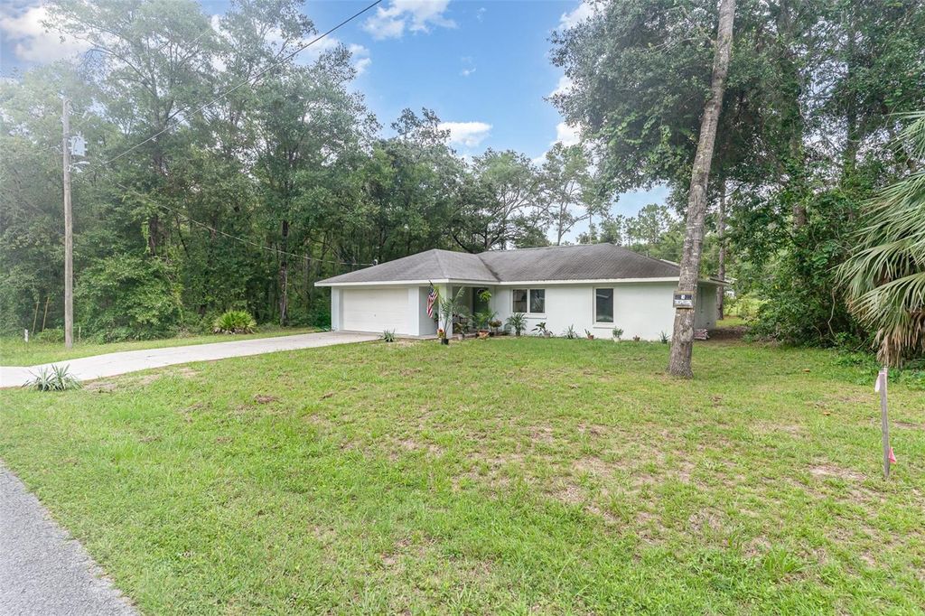 Photo of 3618 E Maxwell Place, Inverness, FL 34453 (MLS # TB8408070)